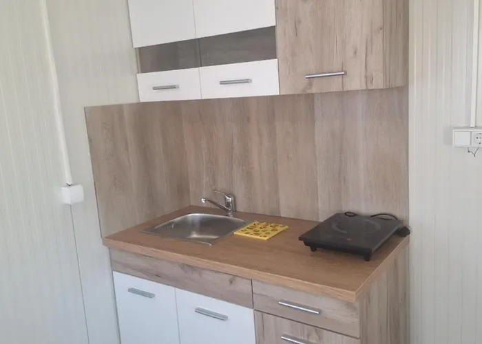 Seosko Domacinstvo Carobna Ravnica Camping *