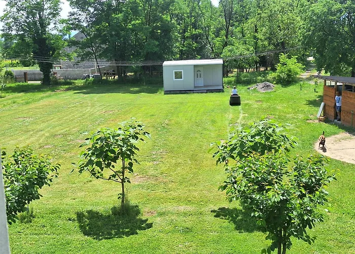 Camping Seosko Domacinstvo Carobna Ravnica *